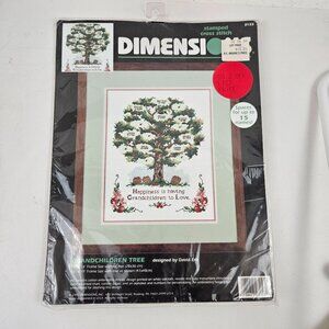 Dimensions Grandchildren Tree Stamped Cross Stitch Kit 3150 Vintage Needlepoint